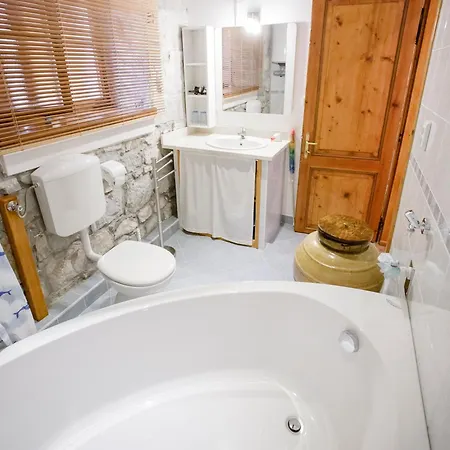 Guest house Proto 3*