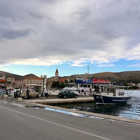 Proto-free Parking Trogir